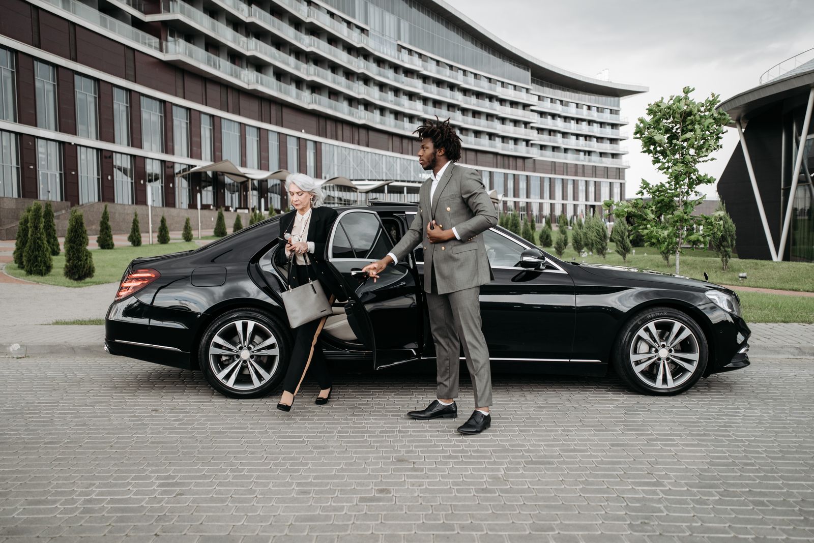 Hotel and event car service